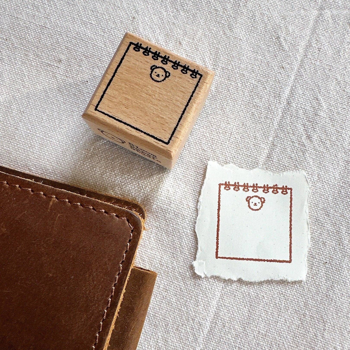Tampon en bois | Bloom Paper Studio | Coil Notebook Memo