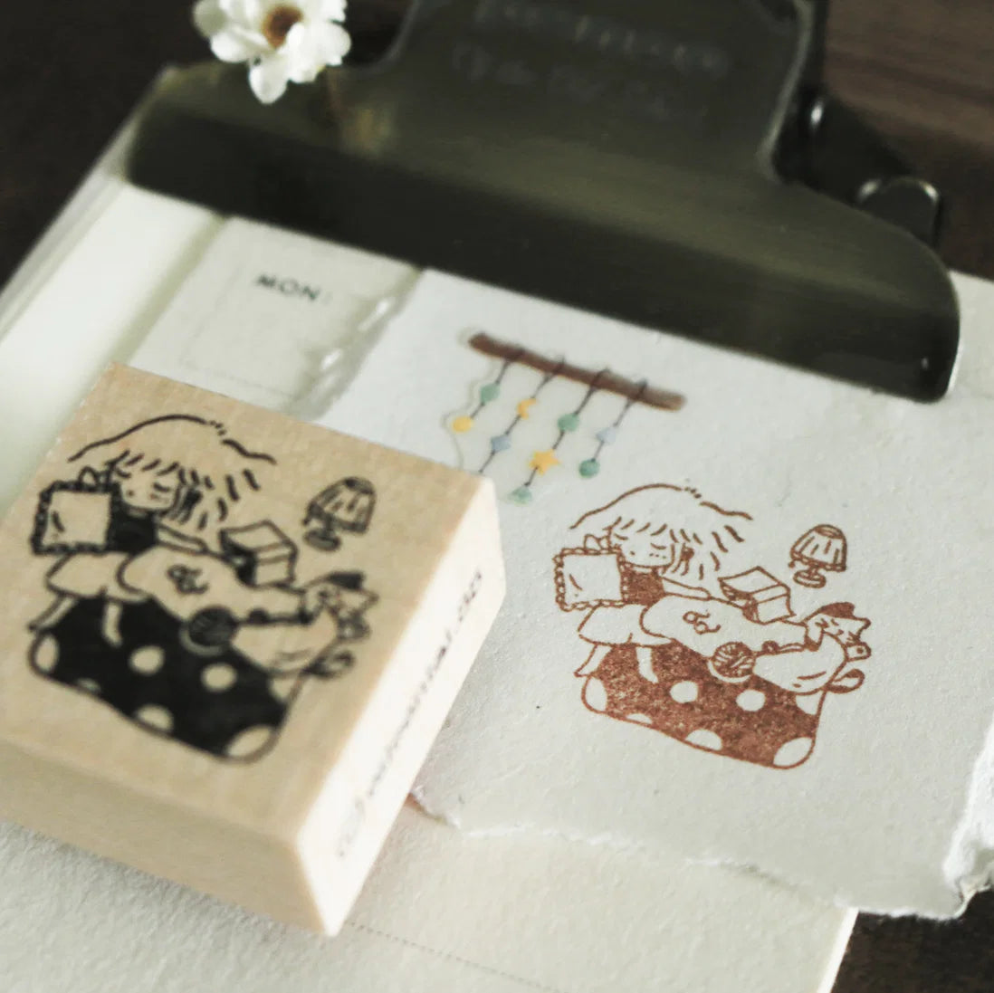millenotes-eileen-tai-stamps-mini-girls-at-home-sweet-dreams