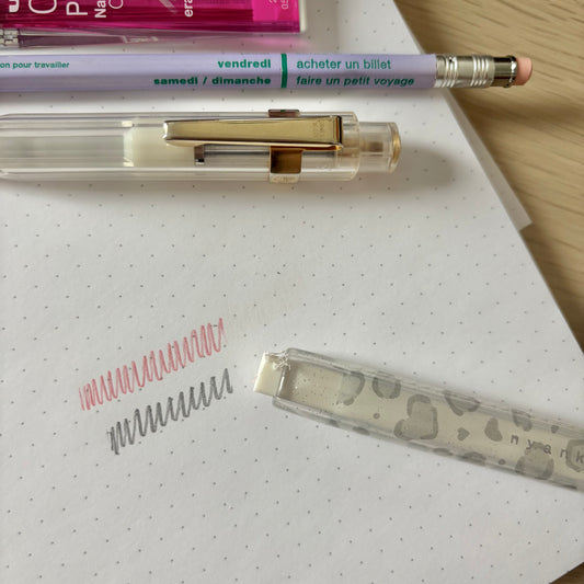 millenotes-q-lia-eraser-cat-paw-blac3