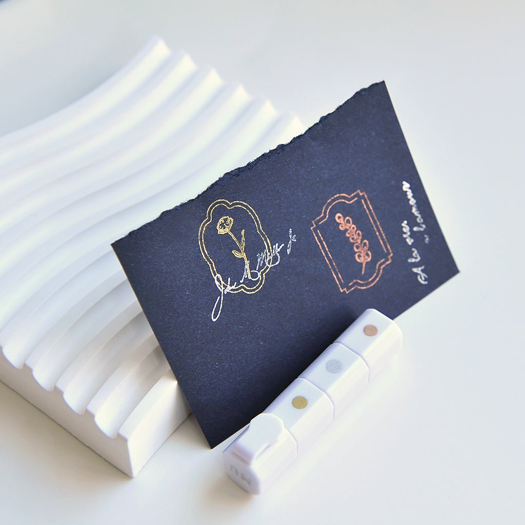 MU Lifestyle Inky Pen | Encreur Compact à Trois Couleurs pour Tampons - MU Lifestyle - 01 metalic Gold Silver Copper - millenotes