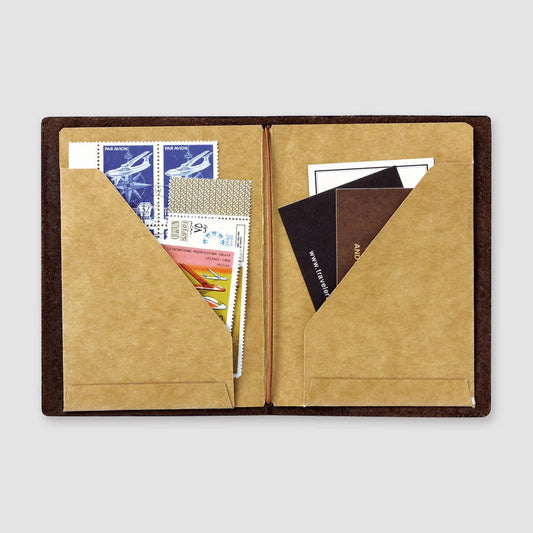 TRAVELER'S NOTEBOOK | 010 Dossier Papier Kraft (Passeport) - TRAVELER'S COMPANY - millenotes