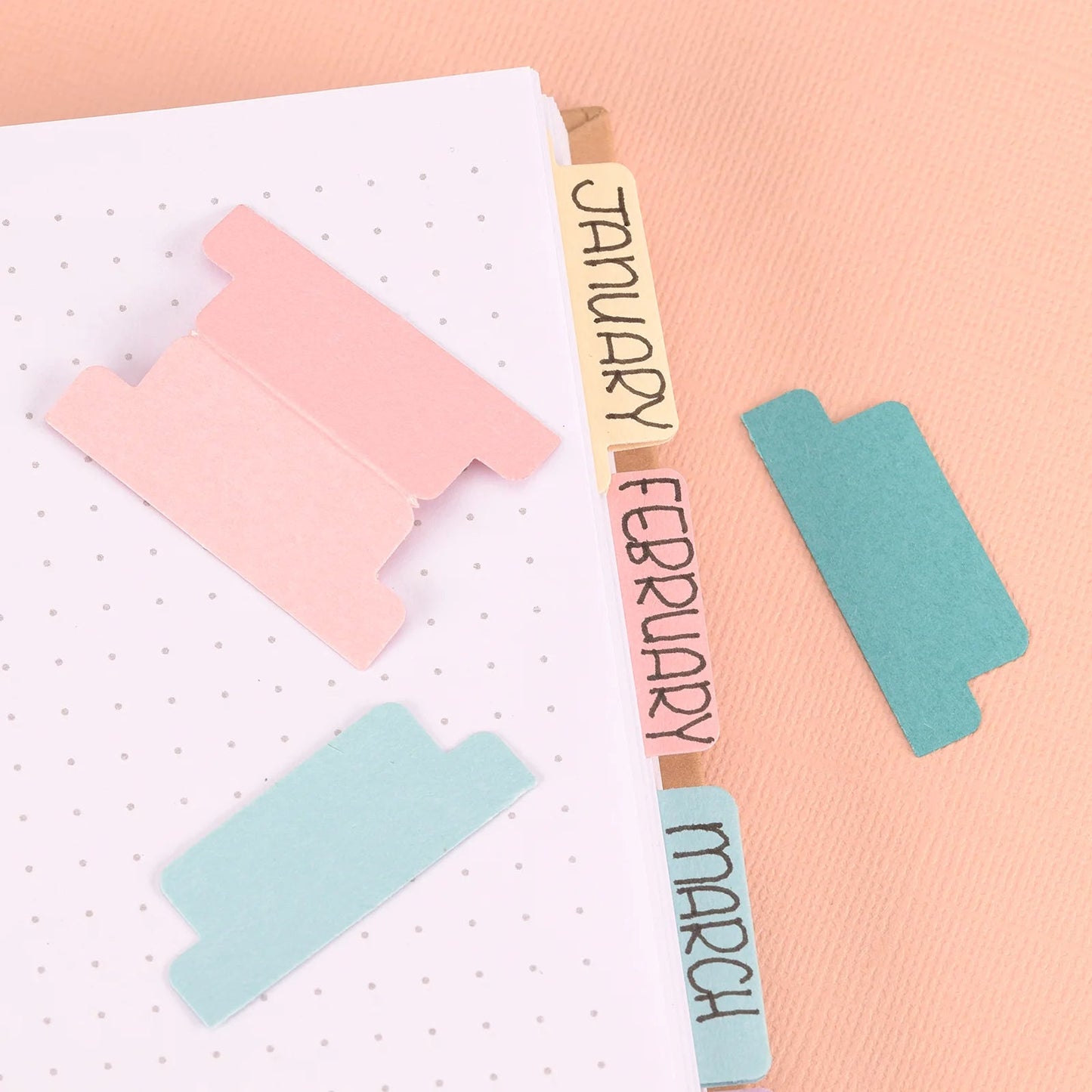 Vaessen Creative | Perforatrice Motif Onglet Journal - Vaessen Creative - millenotes