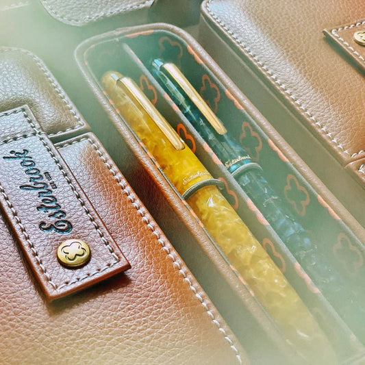 Esterbrook | Étui à stylo plume | British Tan | 3 stylos - Esterbrook - millenotes