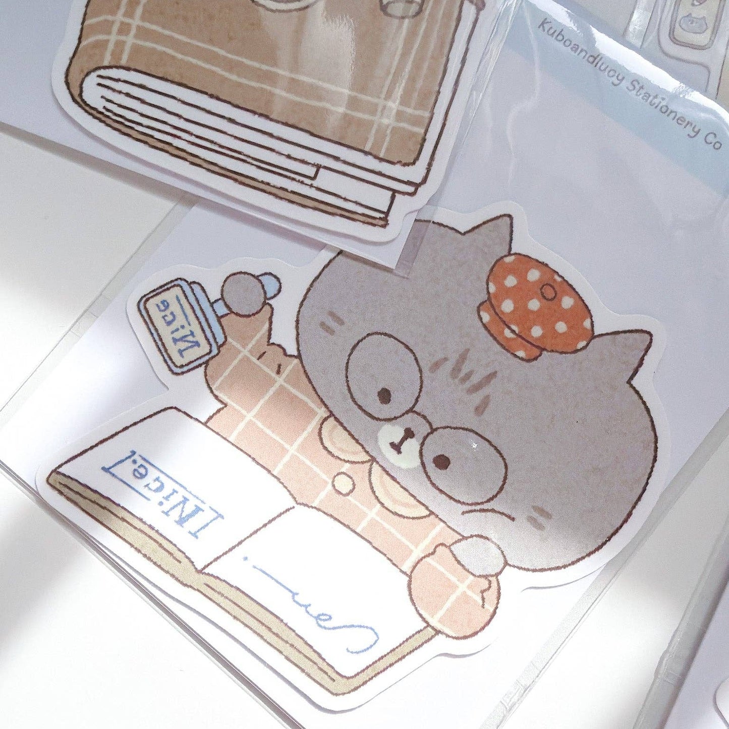 Sticker en vinyle | Kuboandlucy x Idiot Sandwich | Stamping