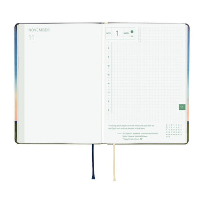 Agenda Hobonichi 2027 HON A6 | Hiroko Kubota: String Telephone Until the Moon is Full - Hobonichi Techo - millenotes