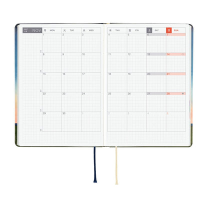 Agenda Hobonichi 2027 HON A6 | Hiroko Kubota: String Telephone Until the Moon is Full - Hobonichi Techo - millenotes