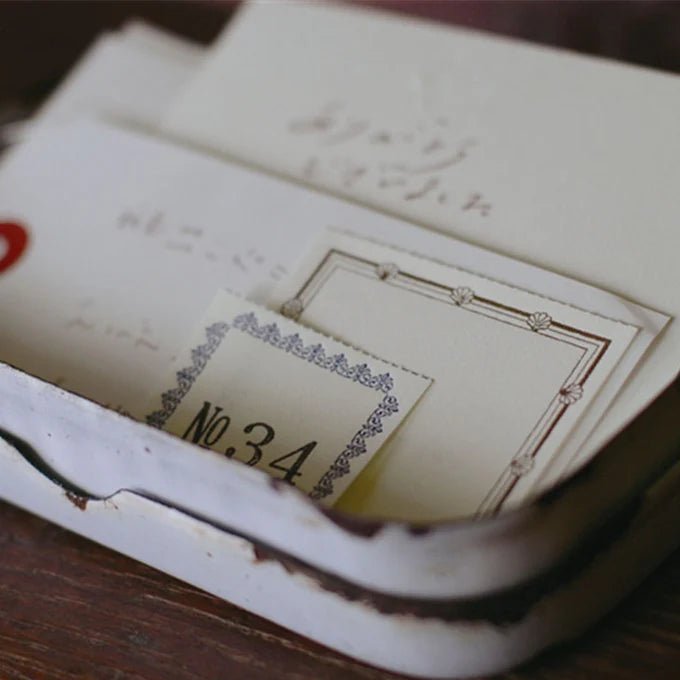 Classiky Letterpress Label Book | Carnet d’Étiquettes - Classiky - Marron - millenotes