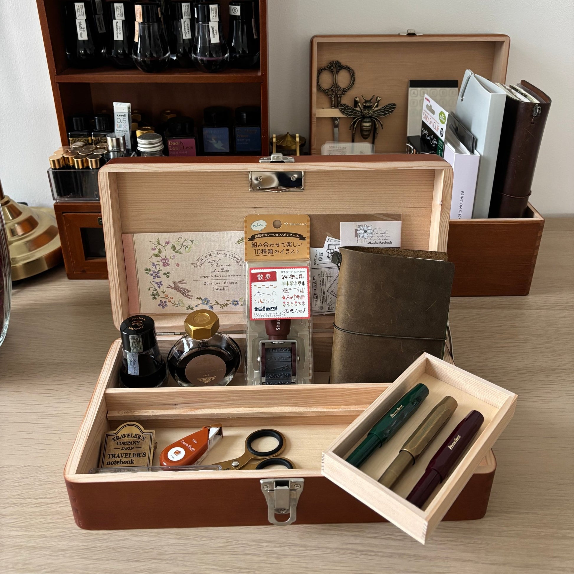 Classiky Toga Desk Tools Box | Boîte de rangement en bois - Classiky - millenotes