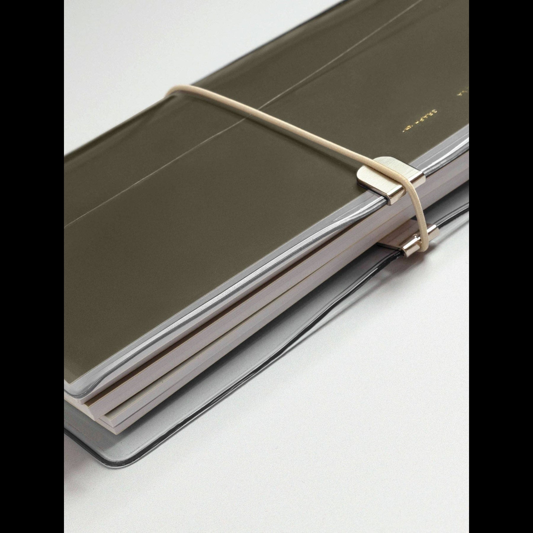 Cloth & Paper | Couverture Transparente | A5 Slim - Cloth & Paper - millenotes