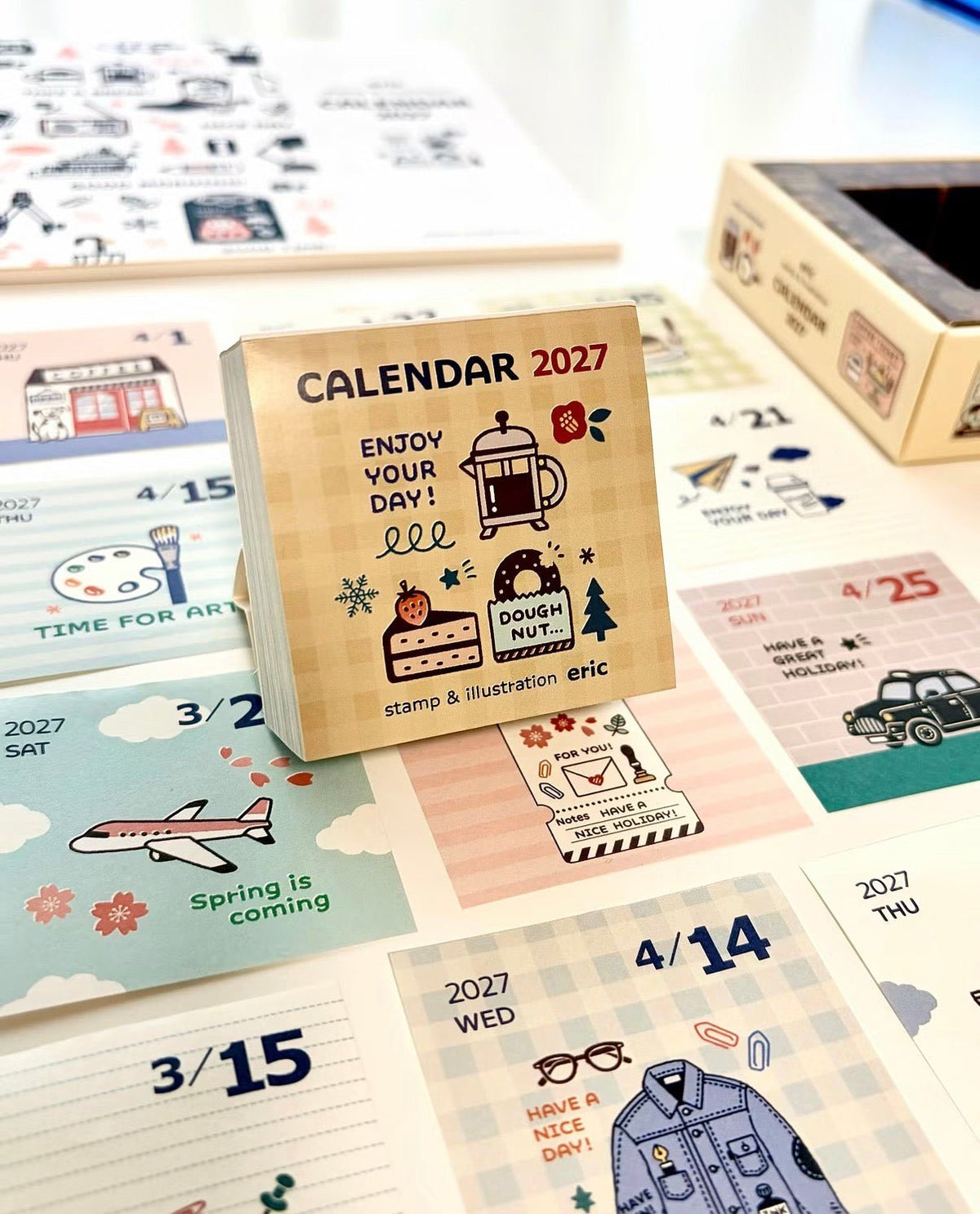 Eric Small Things x Shinnippon | Calendrier journalier 2027 Coloré - Eric Small Things x Shinnippon - millenotes