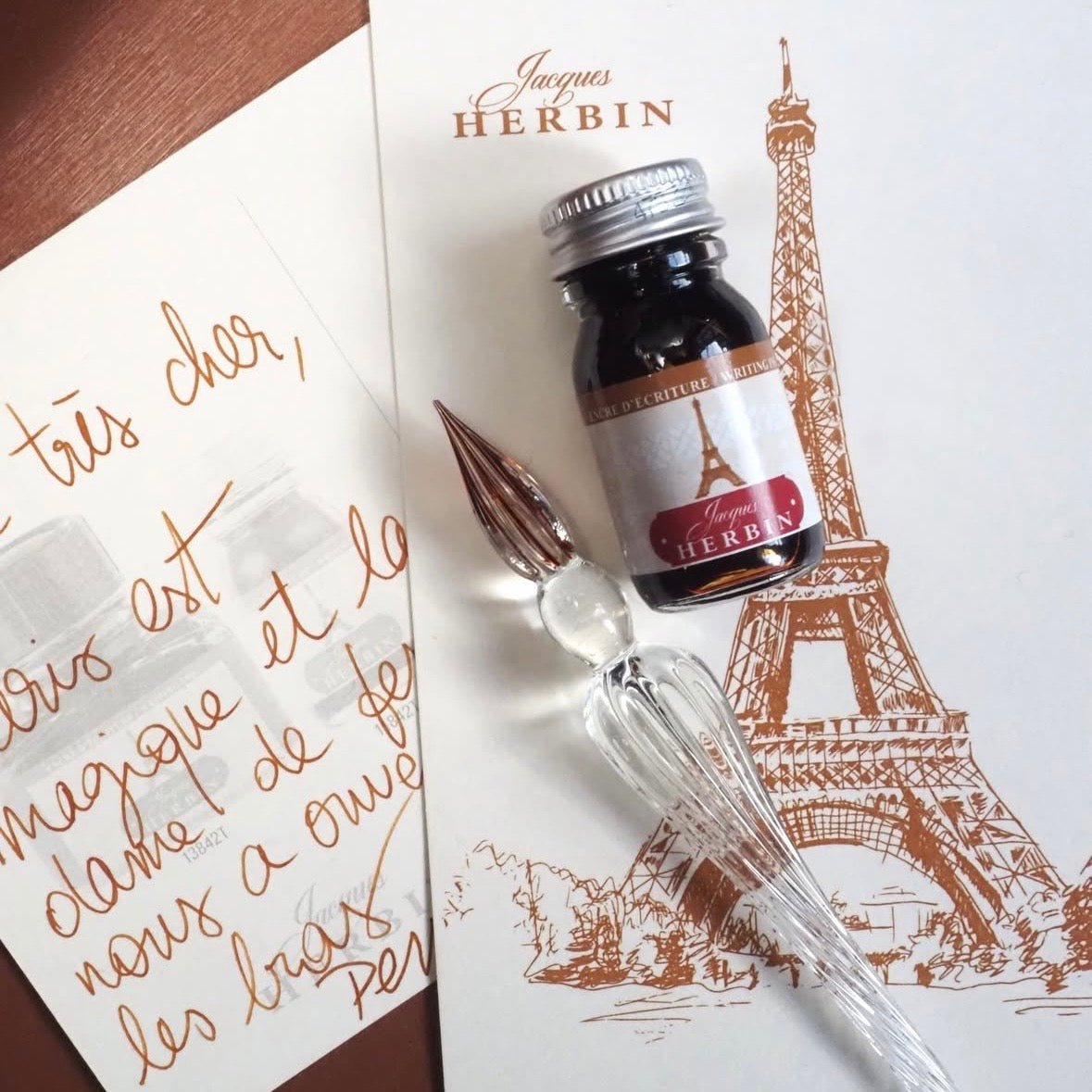 Jacques HERBIN Encre d'écriture | Couleurs de Paris | Tour Eiffel - 30ml - Jacques Herbin - millenotes