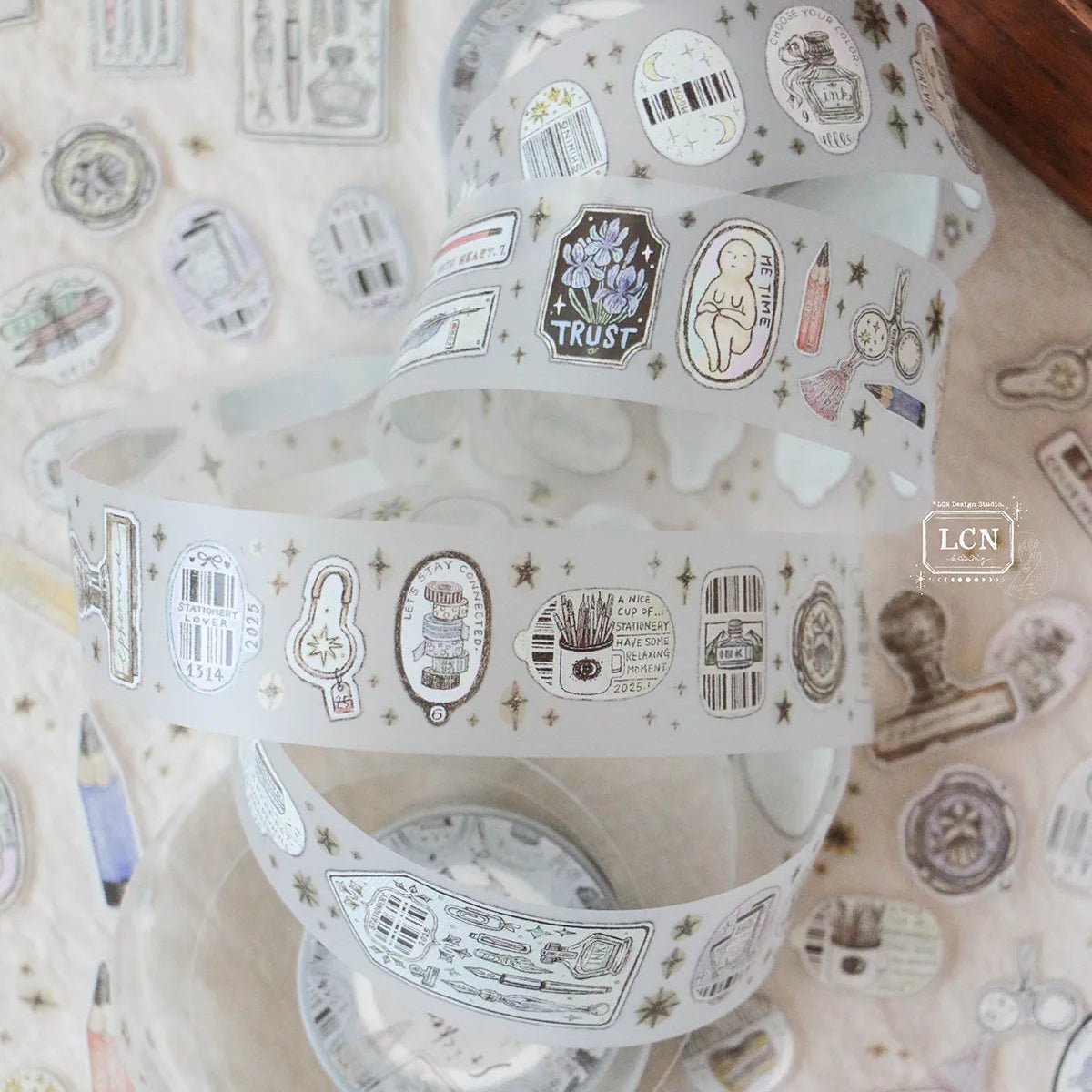 LCN Design Studio | Masking tape PET | Sticker Club – Stationery - LCN Design Studio - 10 m - rouleau complet - millenotes