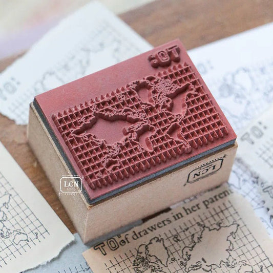 LCN Design Studio | Tampon en bois | World Map - LCN Design Studio - millenotes