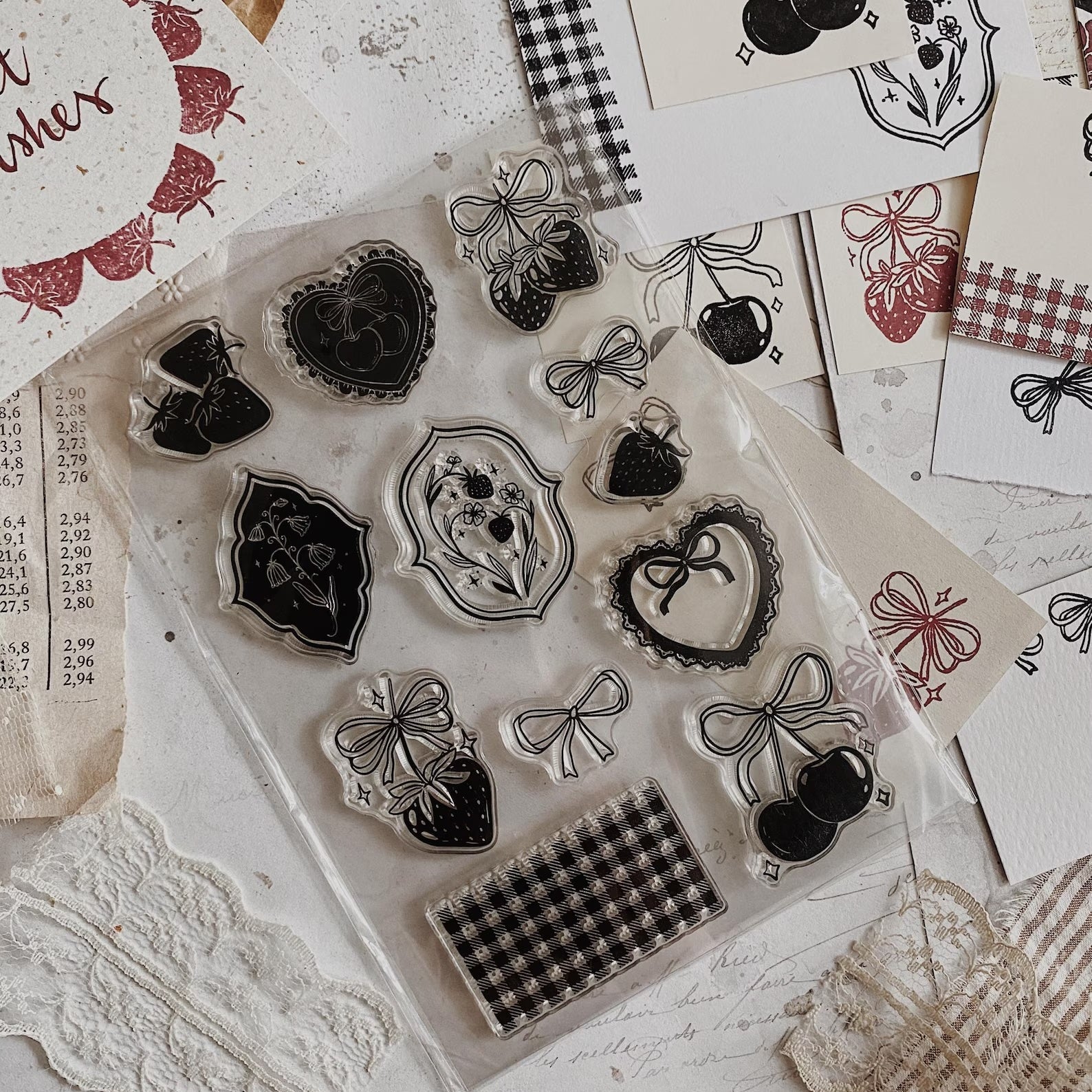 millenotes-albumlovehandmade-clear-stamps-strawberries-1