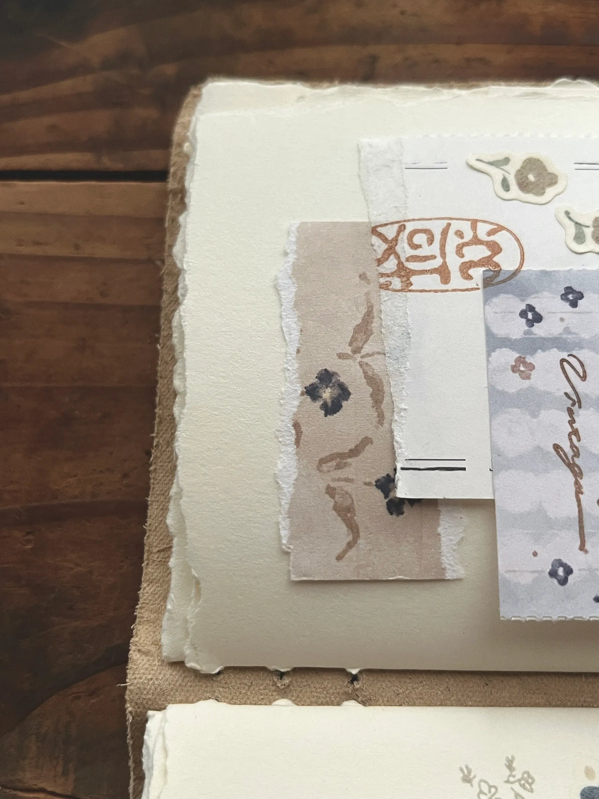 Papier décoratif | Breezy Studio | Mini Floral
