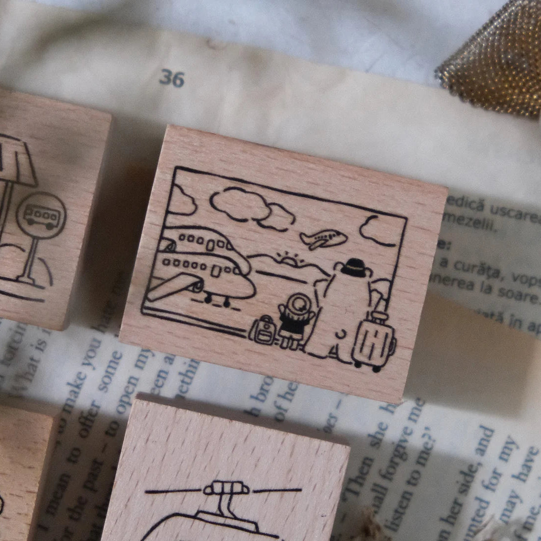 millenotes-eileen-tai-stamps-bear-and-girl-travel-together-airport