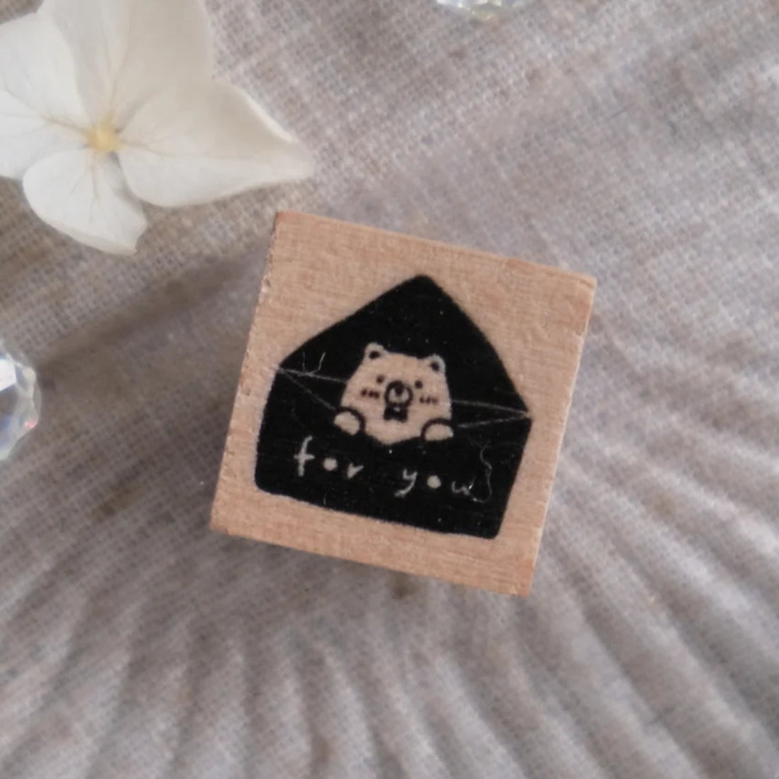 millenotes-eileen-tai-stamps-mini-envelope-bear-1