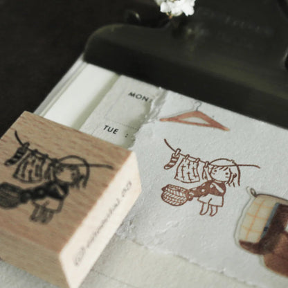 millenotes-eileen-tai-stamps-mini-girls-at-home-laundry-day