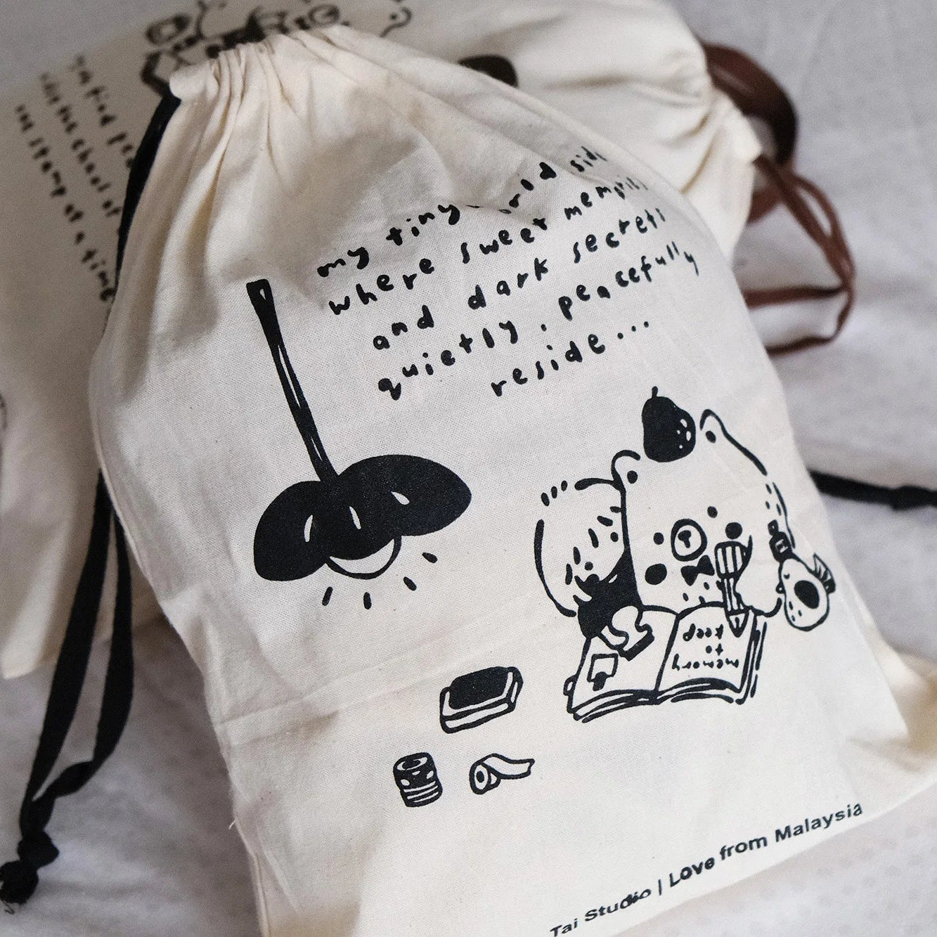 millenotes-eileen-tai-string-bag-my-tiny-world-inside-1