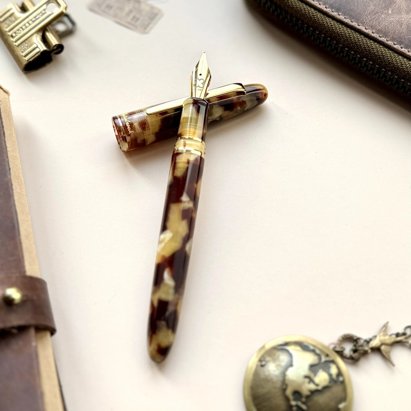 millenotes-esterbrook-fountain-pen-estie-tortoise-6