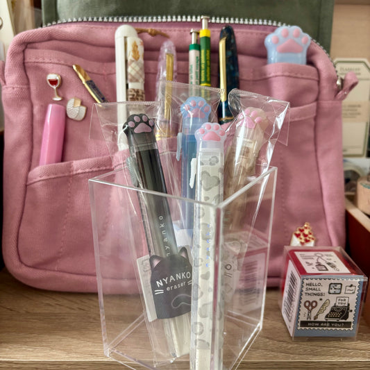 millenotes-q-lia-eraser-cat-paw-1