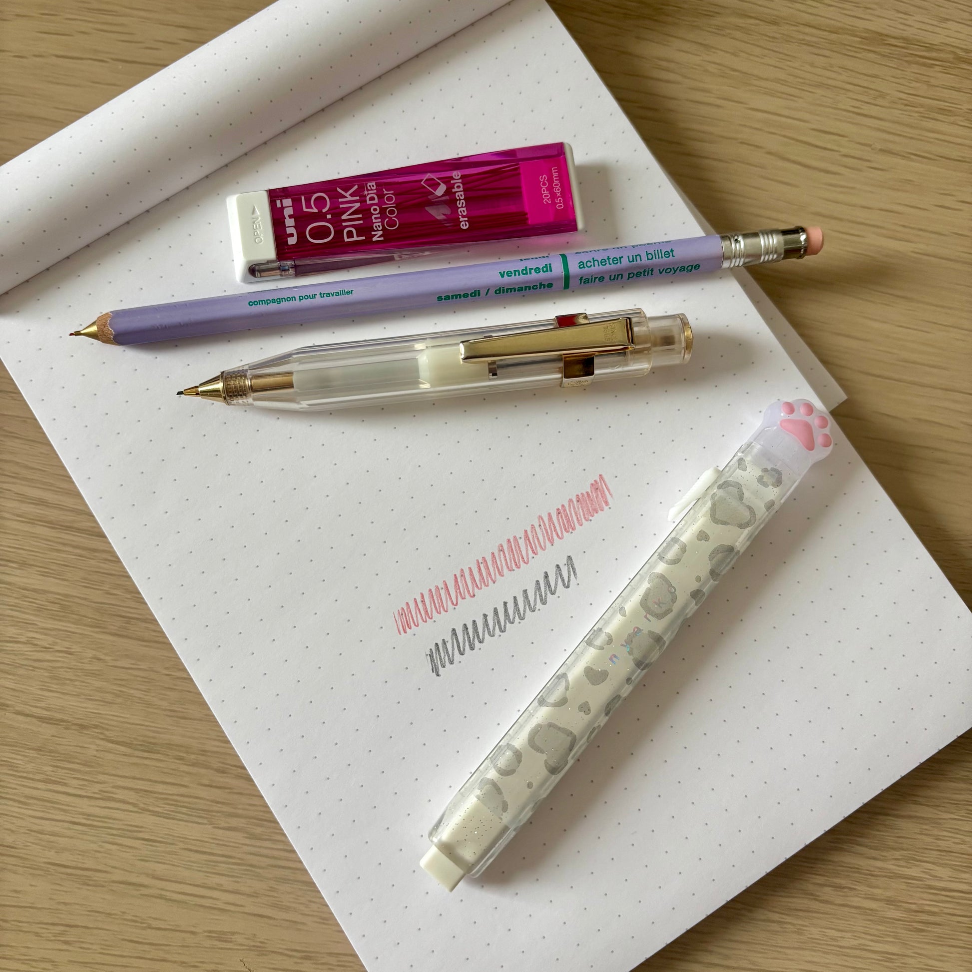 millenotes-q-lia-eraser-cat-paw-blac2