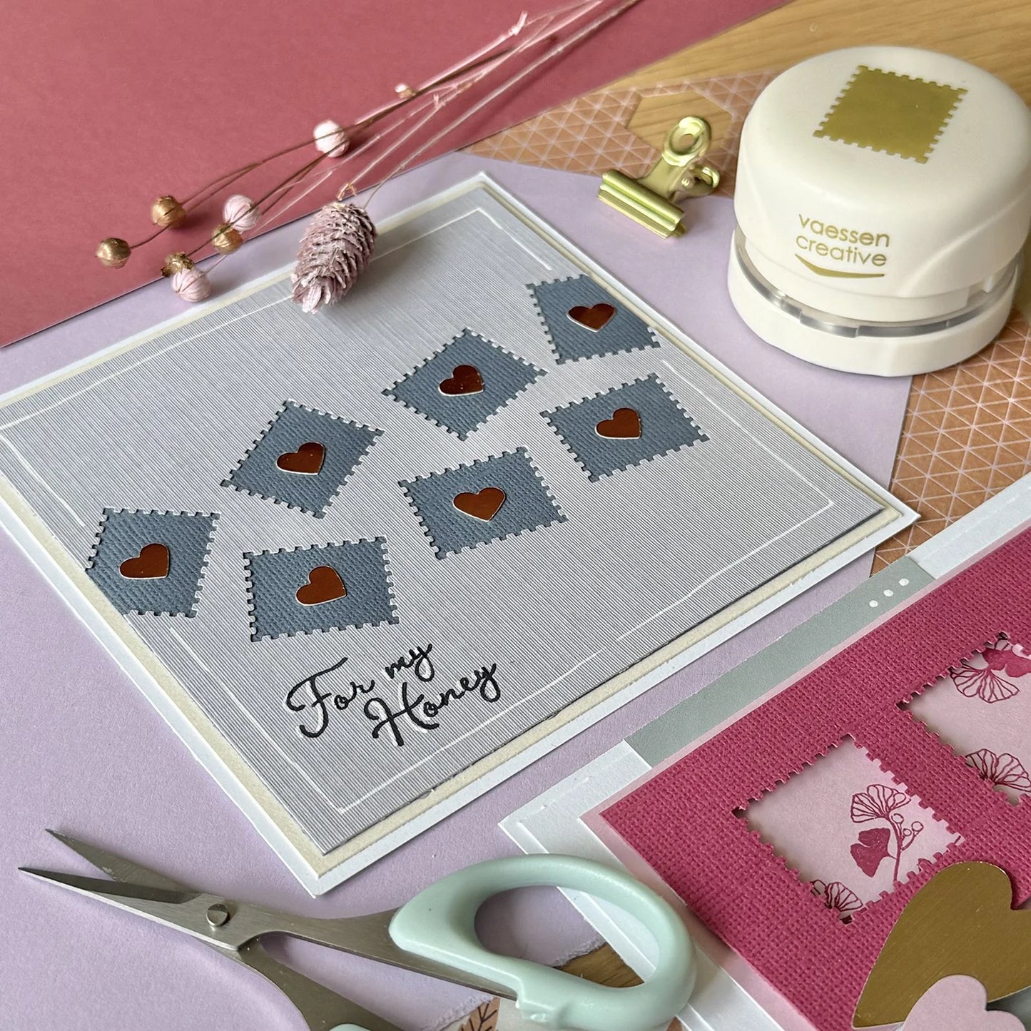 Vaessen Creative | Dziurkacz magnetyczny | Stempel 25 x 21 mm