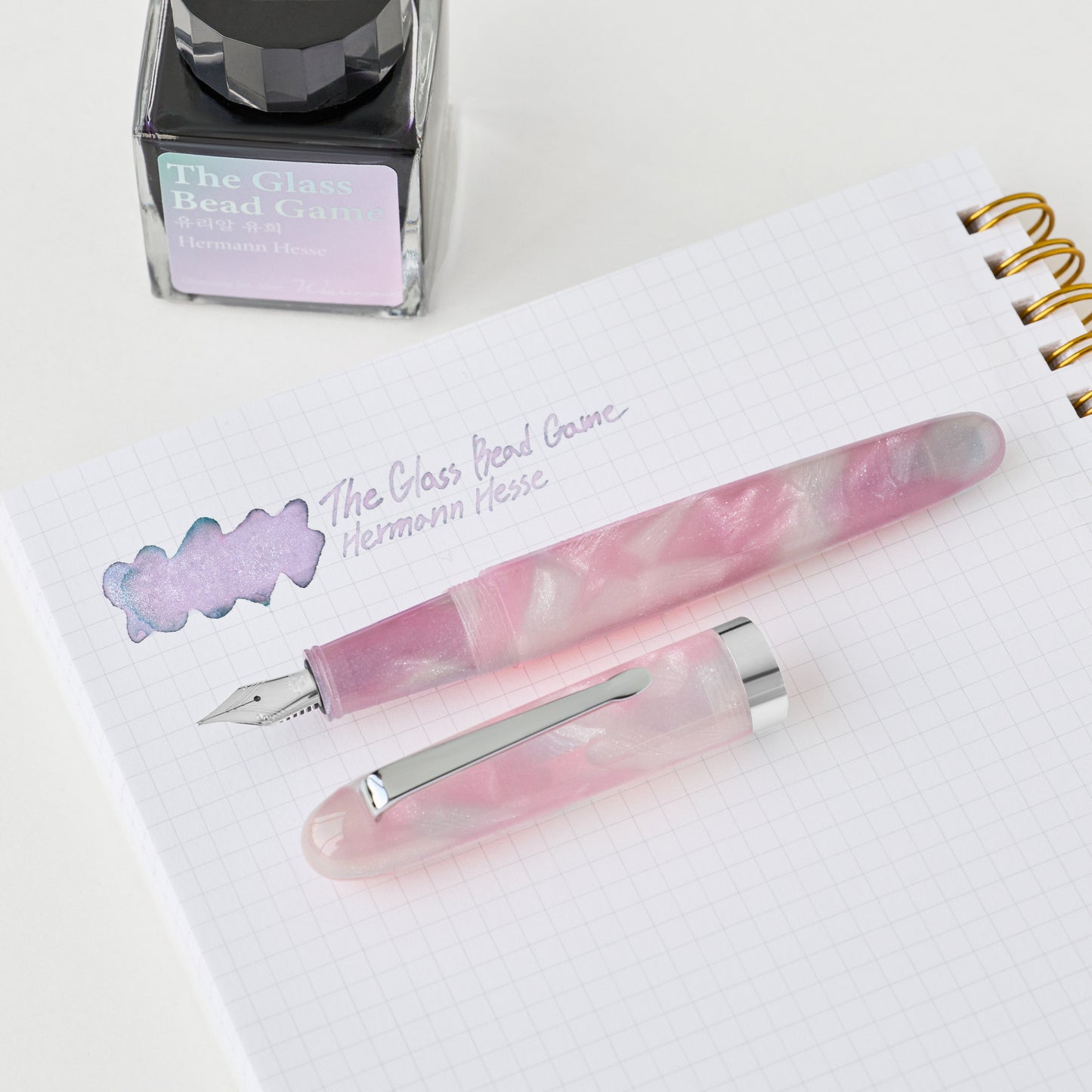 millenotes-wearingeul-fountain-pen-the-glass-bead-game-4