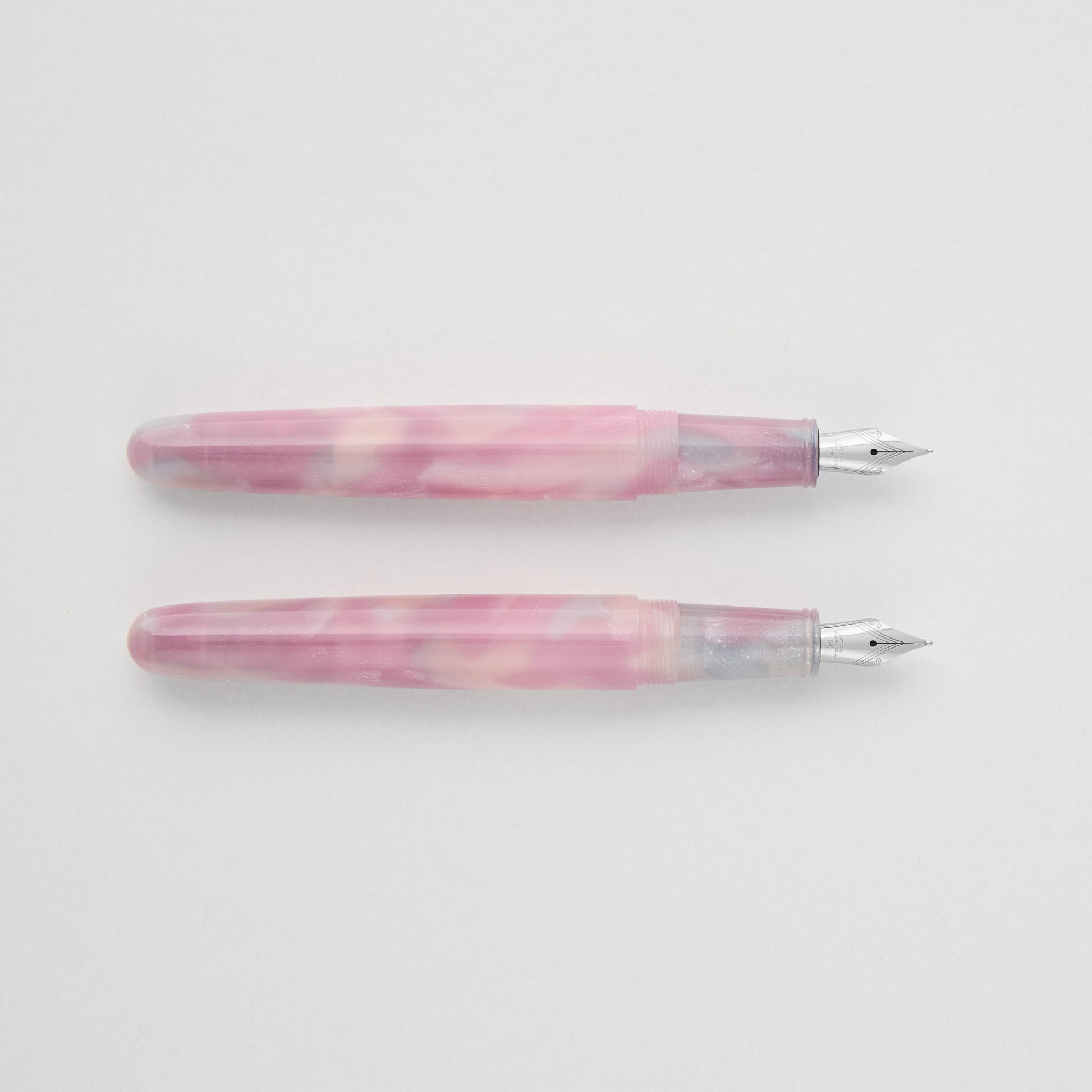 millenotes-wearingeul-fountain-pen-the-glass-bead-game-8