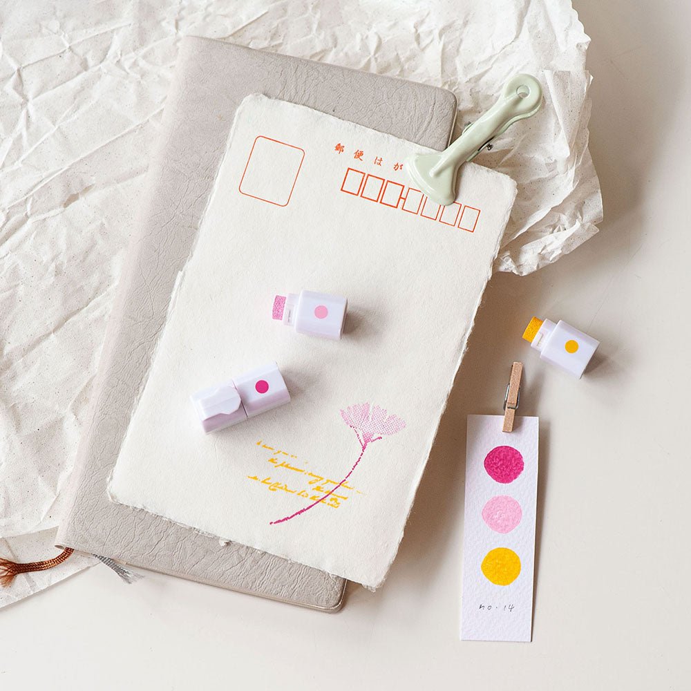 MU Lifestyle Inky Pen | Encreur Compact à Trois Couleurs pour Tampons - MU Lifestyle - 14. Yellow Pink Berry - millenotes