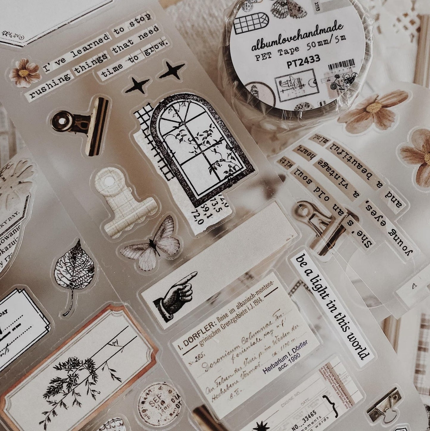 PET Kiss - cut masking tape | Collage 03 - AlbumHandMadeLove - 5 m - rouleau complet - millenotes