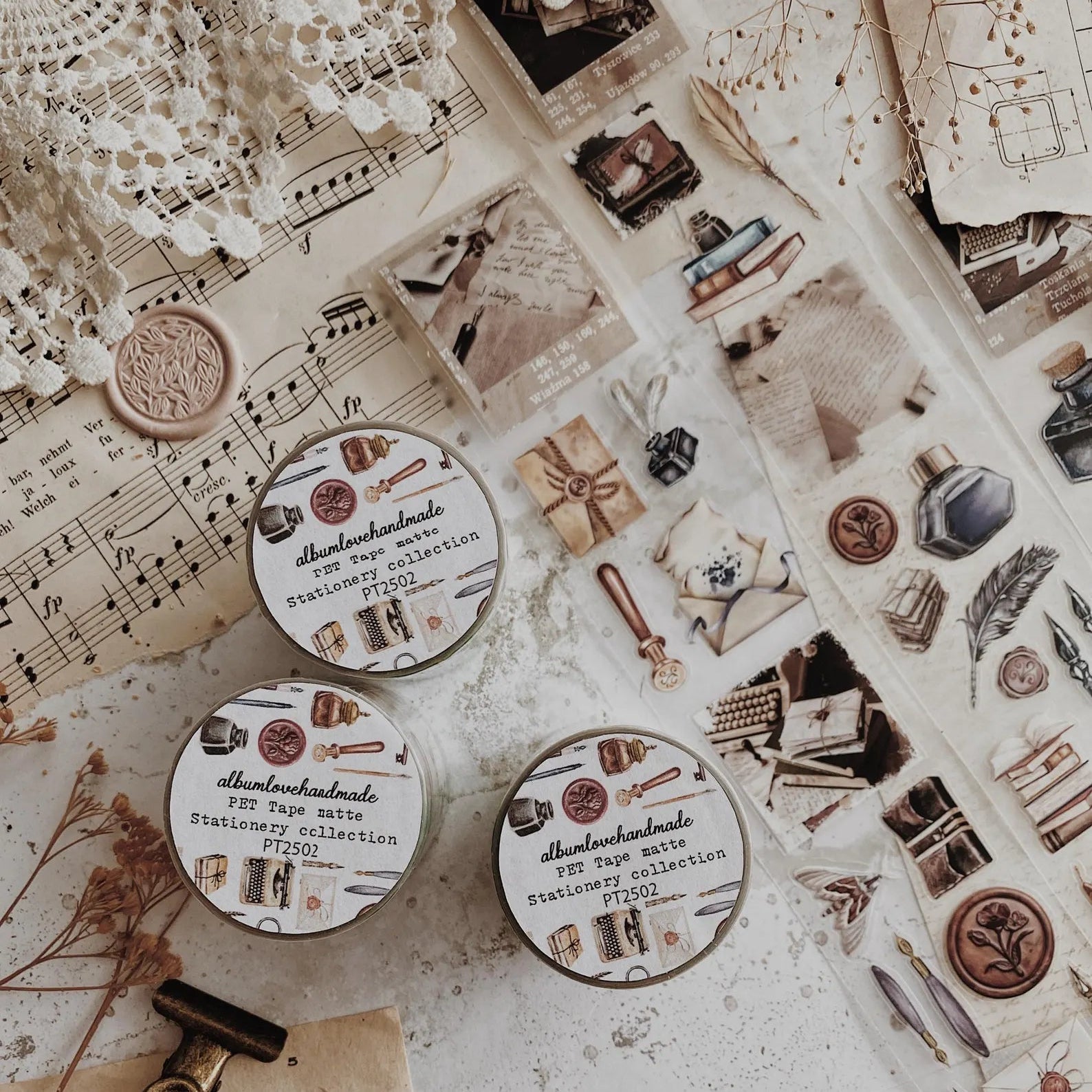 PET Kiss - cut masking tape | Stationery - AlbumHandMadeLove - 5 m - rouleau complet - millenotes