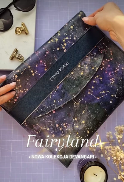 millenotes-Devangari-art-etui-carnet-B5-ipad-ereader-shimmering-stars-01_98a7e5b0-7d71-42c5-96a2-9f608179e9ec