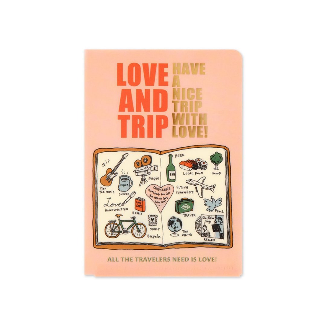 TRAVELER'S NOTEBOOK | CLEAR FOLDER 2025 LOVE and TRIP (Passeport) - TRAVELER'S COMPANY - millenotes