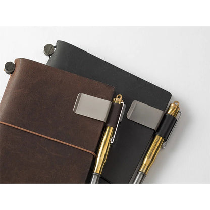 Traveler's Notebook | Porte-stylo accessoire 016 - TRAVELER'S COMPANY - Bleu - millenotes
