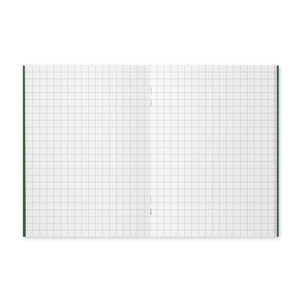 TRAVELER'S NOTEBOOK Recharge 002 Papier Quadrillé (Passeport) - TRAVELER'S COMPANY - millenotes