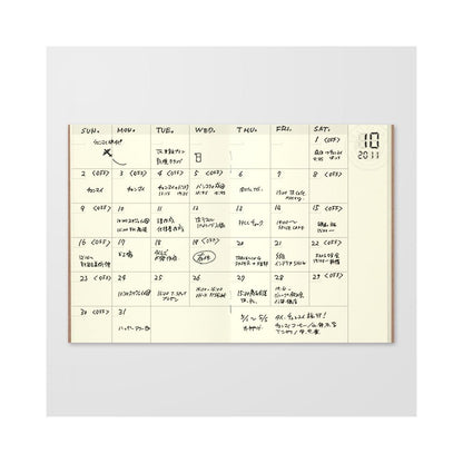 TRAVELER'S NOTEBOOK Recharge 006 Agenda Mensuel Non Daté (Passeport) - TRAVELER'S COMPANY - millenotes