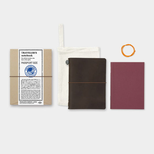 TRAVELER'S NOTEBOOK STARTER KIT Marron (Passeport) - TRAVELER'S COMPANY - millenotes